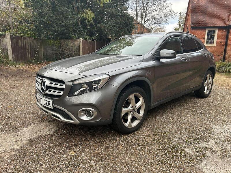 Mercedes-Benz GLA 2.1 GLA200d Sport Euro 6 (s/s) 5dr - U10003550