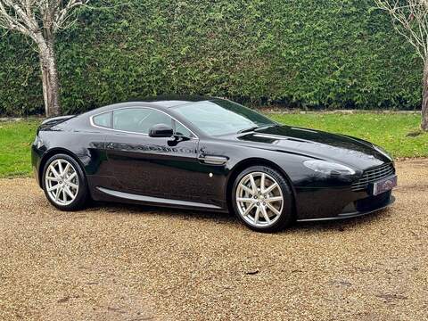 Aston Martin Vantage 4.7 V8 Coupe 2dr Petrol Sportshift II Euro 6 (420 bhp) - U10003555