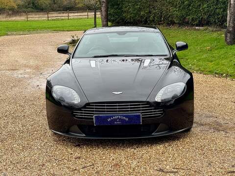 Aston Martin Vantage 4.7 V8 Coupe 2dr Petrol Sportshift II Euro 6 (420 bhp) - U10003555