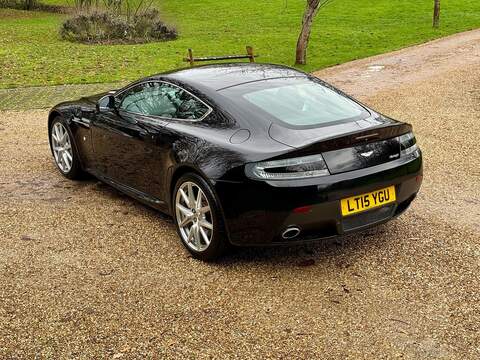 Aston Martin Vantage 4.7 V8 Coupe 2dr Petrol Sportshift II Euro 6 (420 bhp) - U10003555