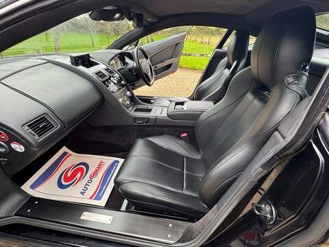 Aston Martin Vantage 4.7 V8 Coupe 2dr Petrol Sportshift II Euro 6 (420 bhp) - U10003555