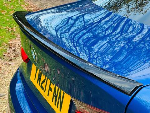 BMW 3 Series 2.0 320d MHT M Sport Saloon 4dr Diesel Hybrid Auto Euro 6 (s/s) (190 ps) - U10003557