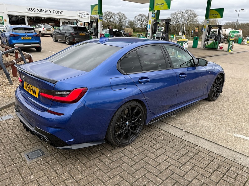 BMW 3 Series 2.0 320d MHT M Sport Saloon 4dr Diesel Hybrid Auto Euro 6 (s/s) (190 ps) - U10003557