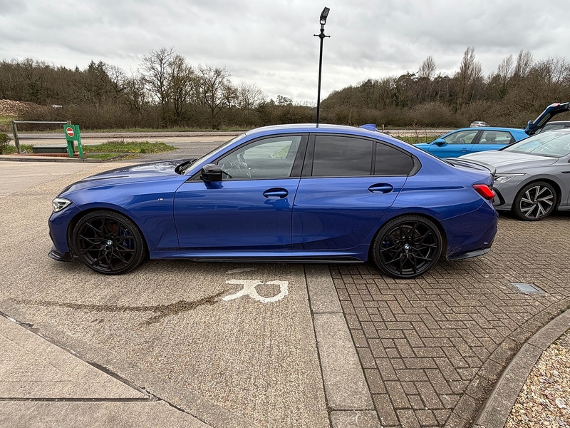 BMW 3 Series 2.0 320d MHT M Sport Saloon 4dr Diesel Hybrid Auto Euro 6 (s/s) (190 ps) - U10003557