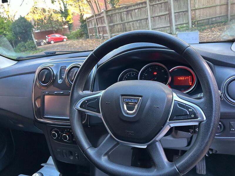 Dacia Sandero 0.9 TCe Laureate Euro 6 (s/s) 5dr - U10003562