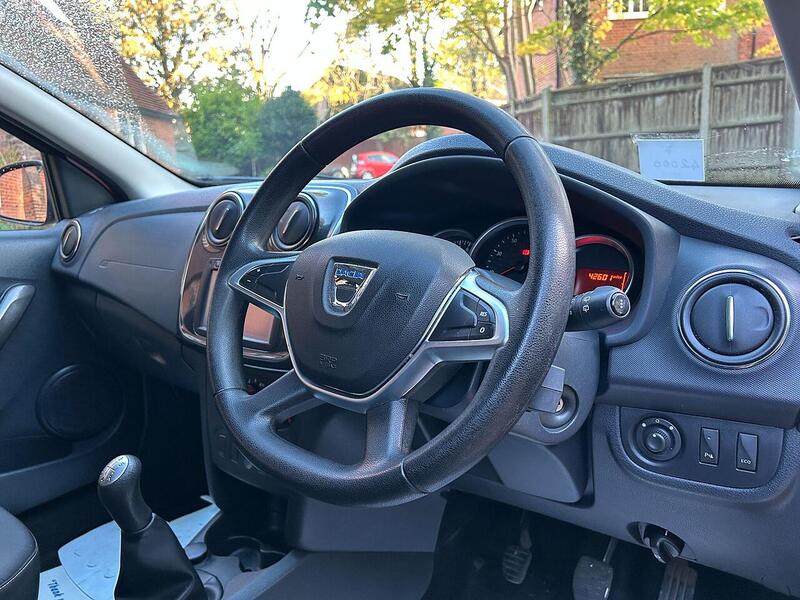 Dacia Sandero 0.9 TCe Laureate Euro 6 (s/s) 5dr - U10003562