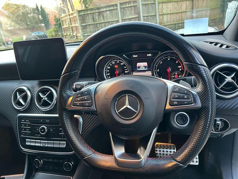 Mercedes-Benz A Class 2.1 A200d AMG Line (Premium) 7G-DCT Euro 6 (s/s) 5dr - U10003563