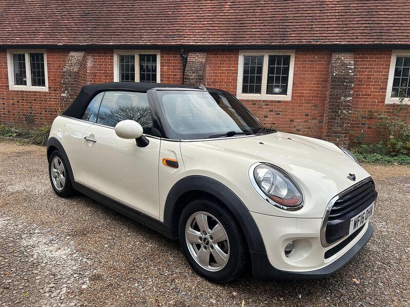 MINI Convertible 1.5 Cooper Euro 6 (s/s) 2dr - U10003565