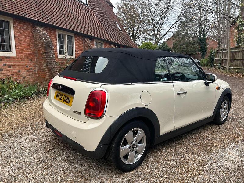 MINI Convertible 1.5 Cooper Euro 6 (s/s) 2dr - U10003565