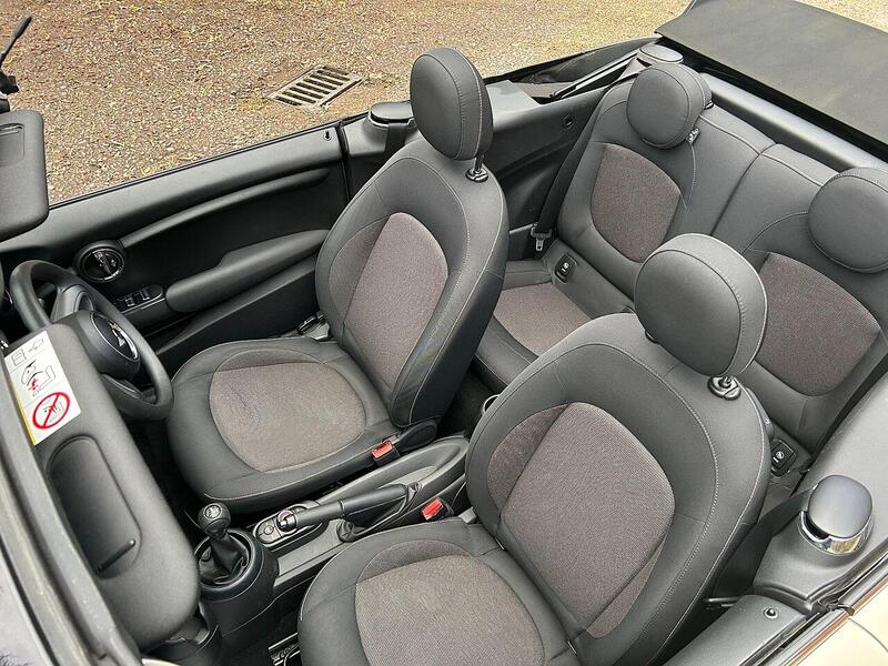 MINI Convertible 1.5 Cooper Euro 6 (s/s) 2dr - U10003565