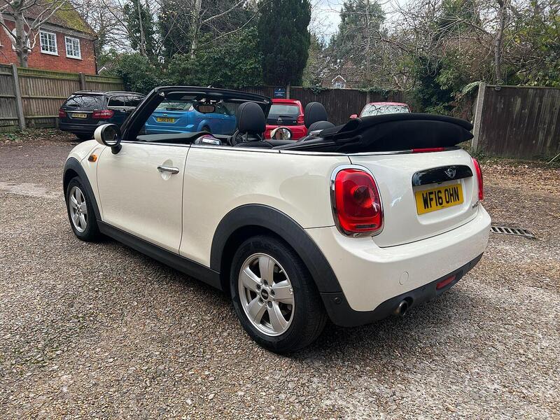 MINI Convertible 1.5 Cooper Euro 6 (s/s) 2dr - U10003565