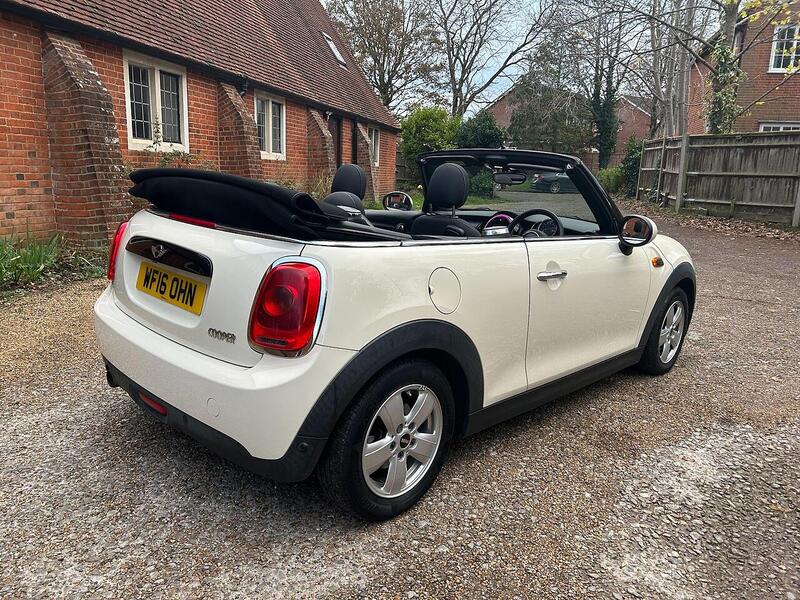 MINI Convertible 1.5 Cooper Euro 6 (s/s) 2dr - U10003565