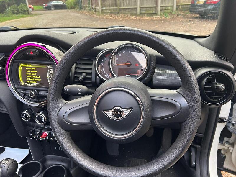 MINI Convertible 1.5 Cooper Euro 6 (s/s) 2dr - U10003565