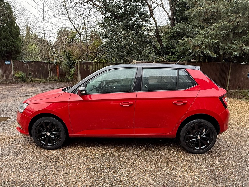 Skoda Fabia 1.0 Colour Edition Hatchback 5dr Petrol Manual Euro 6 (s/s) (75 ps) - U10003568