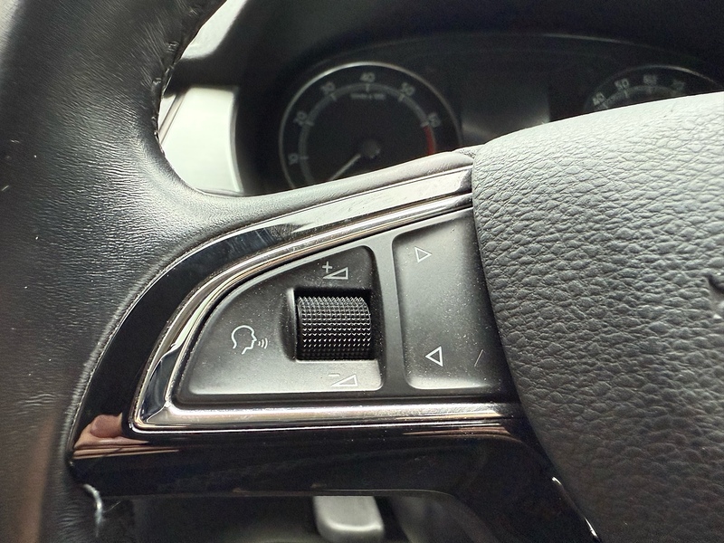 Skoda Fabia 1.0 Colour Edition Hatchback 5dr Petrol Manual Euro 6 (s/s) (75 ps) - U10003568