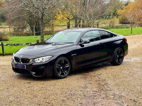 BMW M4 3.0 BiTurbo Coupe 2dr Petrol DCT Euro 6 (s/s) (431 ps) - U10003569