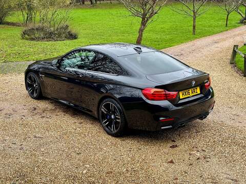 BMW M4 3.0 BiTurbo Coupe 2dr Petrol DCT Euro 6 (s/s) (431 ps) - U10003569