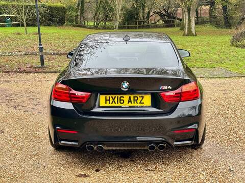 BMW M4 3.0 BiTurbo Coupe 2dr Petrol DCT Euro 6 (s/s) (431 ps) - U10003569
