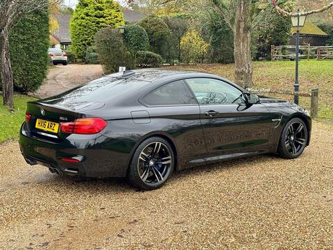 BMW M4 3.0 BiTurbo Coupe 2dr Petrol DCT Euro 6 (s/s) (431 ps) - U10003569