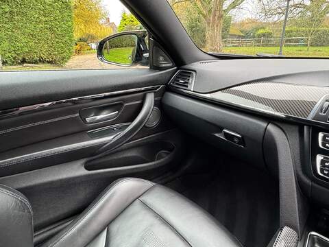 BMW M4 3.0 BiTurbo Coupe 2dr Petrol DCT Euro 6 (s/s) (431 ps) - U10003569