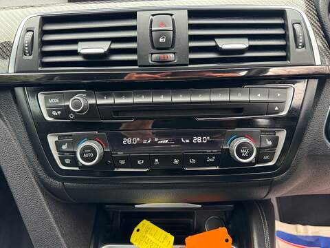 BMW M4 3.0 BiTurbo Coupe 2dr Petrol DCT Euro 6 (s/s) (431 ps) - U10003569