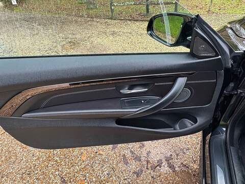 BMW M4 3.0 BiTurbo Coupe 2dr Petrol DCT Euro 6 (s/s) (431 ps) - U10003569