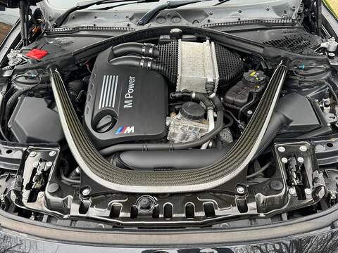 BMW M4 3.0 BiTurbo Coupe 2dr Petrol DCT Euro 6 (s/s) (431 ps) - U10003569