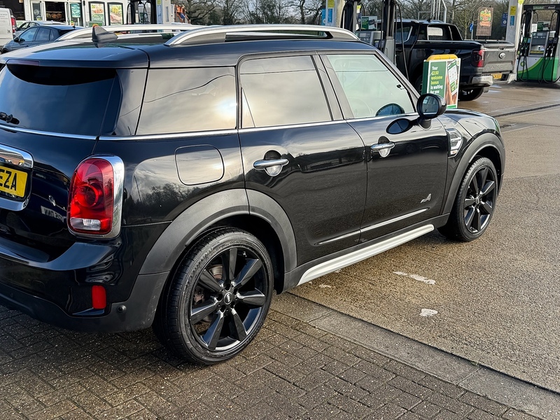 MINI Countryman 1.5 Cooper SUV 5dr Petrol Auto 6Spd ALL4 Euro 6 (s/s) (136 ps) - U10003570