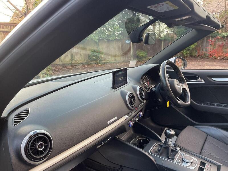 Audi A3 Cabriolet 1.6 TDI S line Euro 6 (s/s) 2dr - U10003573