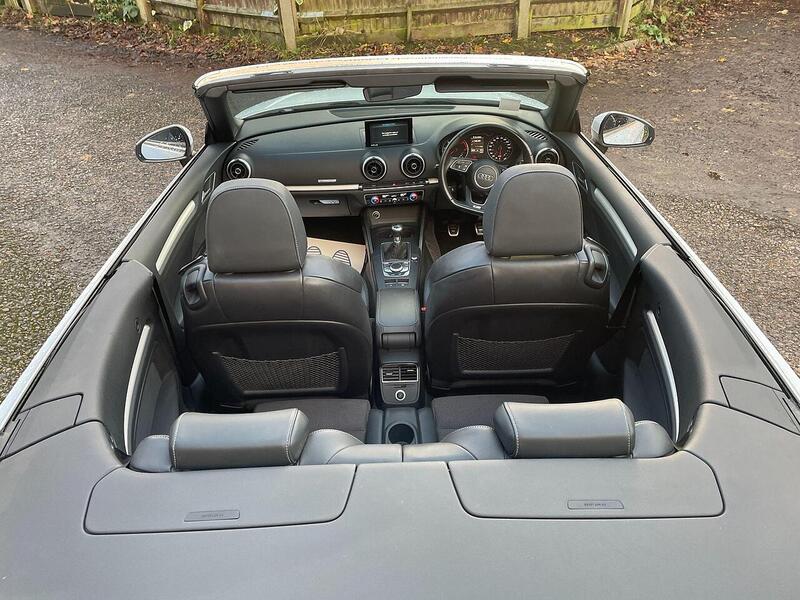 Audi A3 Cabriolet 1.6 TDI S line Euro 6 (s/s) 2dr - U10003573