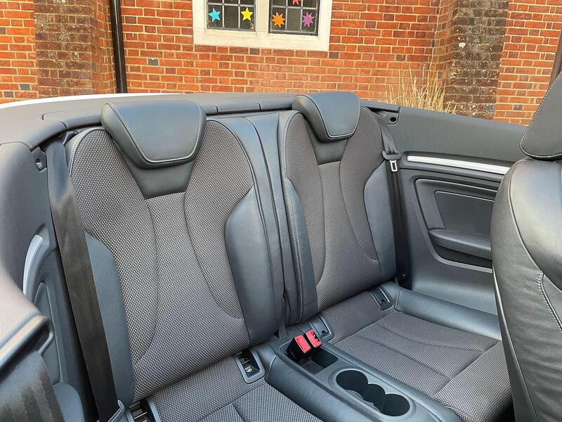 Audi A3 Cabriolet 1.6 TDI S line Euro 6 (s/s) 2dr - U10003573