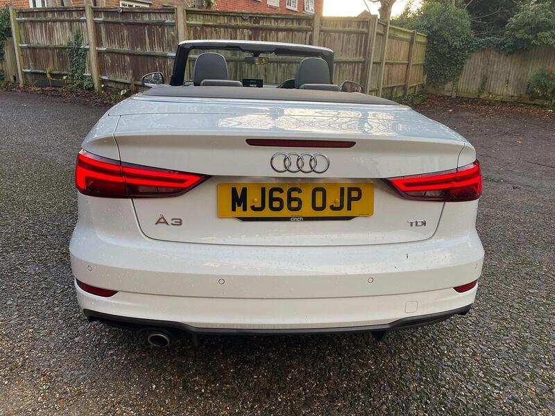 Audi A3 Cabriolet 1.6 TDI S line Euro 6 (s/s) 2dr - U10003573