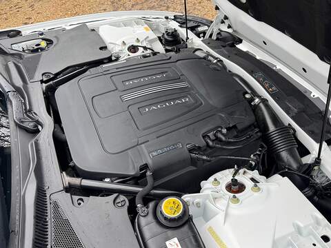 Jaguar XK 5.0 V8 Dynamic R Coupe 2dr Petrol Auto Euro 5 (510 ps) - U10003579