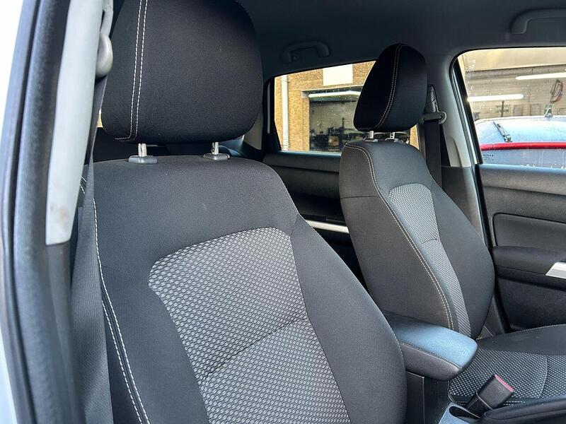 Suzuki Vitara 1.6 Kuro Euro 6 (s/s) 5dr - U10003580