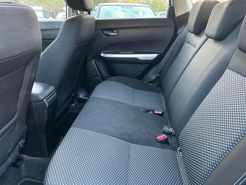 Suzuki Vitara 1.6 Kuro Euro 6 (s/s) 5dr - U10003580