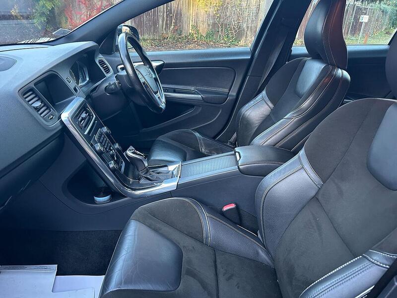 Volvo V60 2.0 D3 R-Design Lux Nav Auto Euro 6 (s/s) 5dr - U10003581