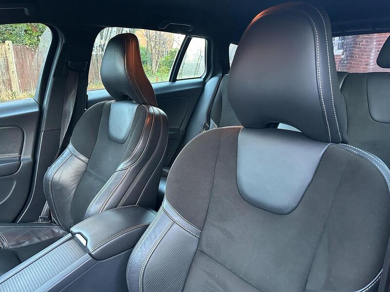 Volvo V60 2.0 D3 R-Design Lux Nav Auto Euro 6 (s/s) 5dr - U10003581