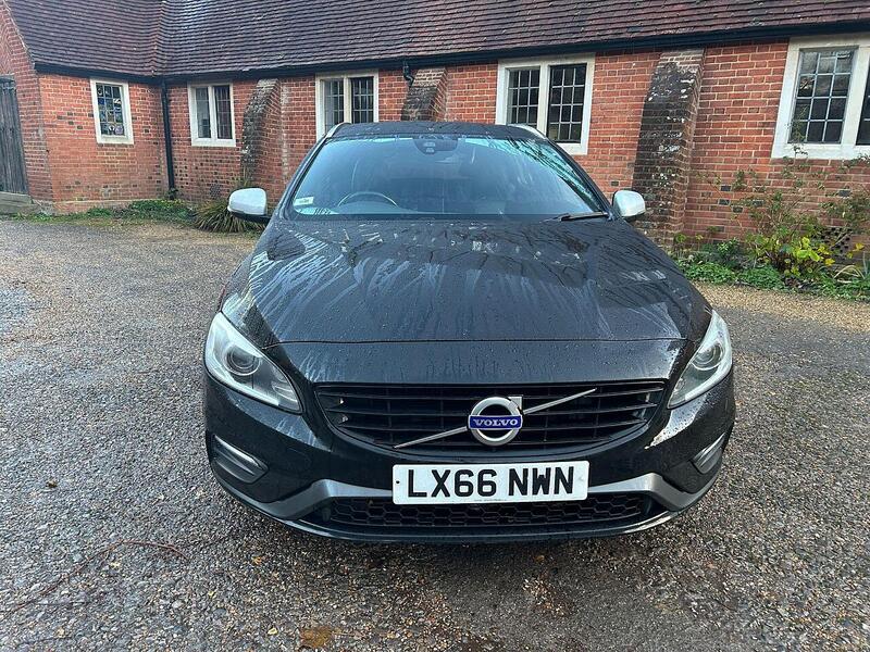 Volvo V60 2.0 D3 R-Design Lux Nav Auto Euro 6 (s/s) 5dr - U10003581