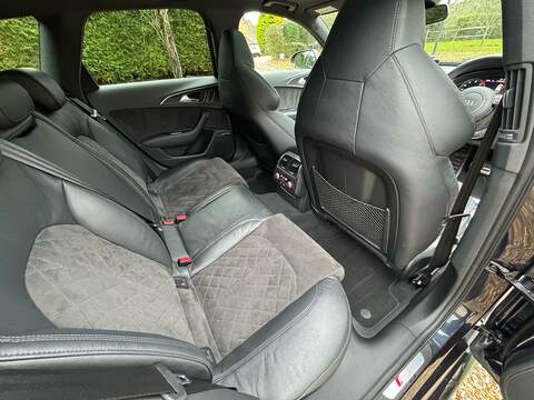 Audi RS6 Avant 4.0 TFSI V8 Performance Estate 5dr Petrol Tiptronic quattro Euro 6 (s/s) (605 ps) - U10003585