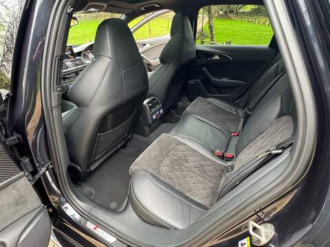 Audi RS6 Avant 4.0 TFSI V8 Performance Estate 5dr Petrol Tiptronic quattro Euro 6 (s/s) (605 ps) - U10003585