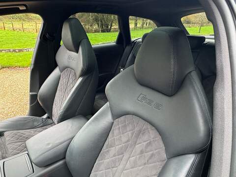Audi RS6 Avant 4.0 TFSI V8 Performance Estate 5dr Petrol Tiptronic quattro Euro 6 (s/s) (605 ps) - U10003585
