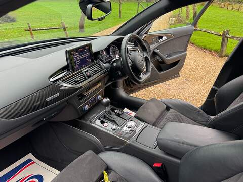 Audi RS6 Avant 4.0 TFSI V8 Performance Estate 5dr Petrol Tiptronic quattro Euro 6 (s/s) (605 ps) - U10003585