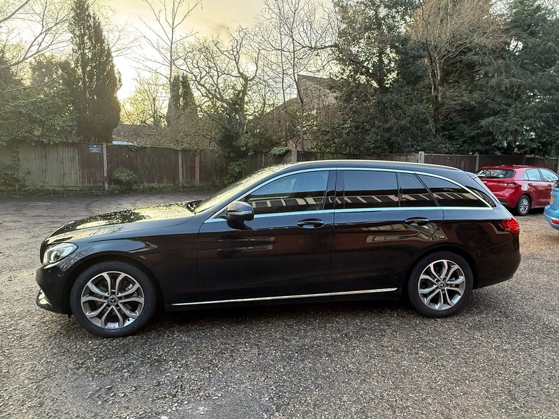 Mercedes-Benz C Class 2.1 C220d Sport Estate 5dr Diesel G-Tronic+ Euro 6 (s/s) (170 ps) - U10003589
