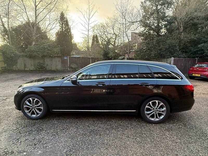 Mercedes-Benz C Class 2.1 C220d Sport Estate 5dr Diesel G-Tronic+ Euro 6 (s/s) (170 ps) - U10003589