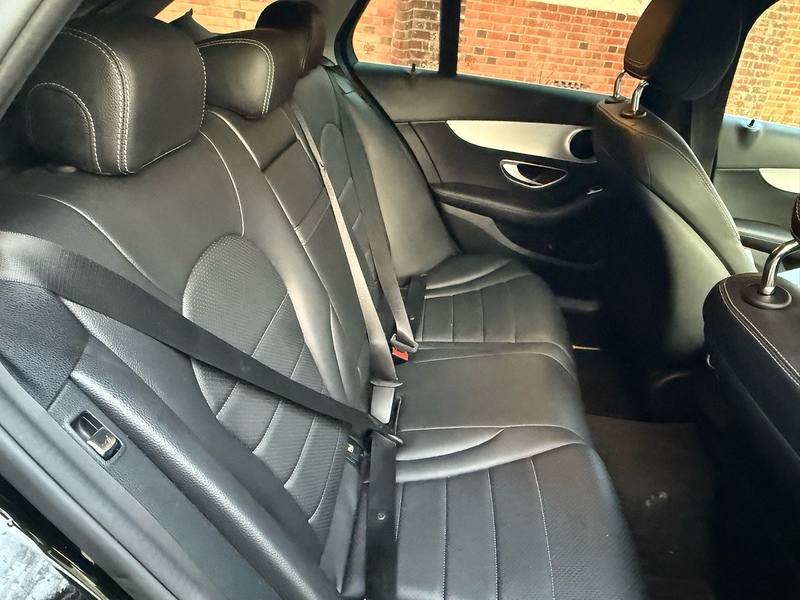 Mercedes-Benz C Class 2.1 C220d Sport Estate 5dr Diesel G-Tronic+ Euro 6 (s/s) (170 ps) - U10003589