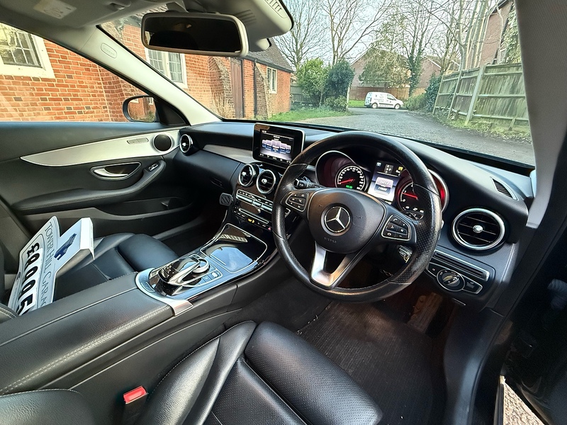 Mercedes-Benz C Class 2.1 C220d Sport Estate 5dr Diesel G-Tronic+ Euro 6 (s/s) (170 ps) - U10003589