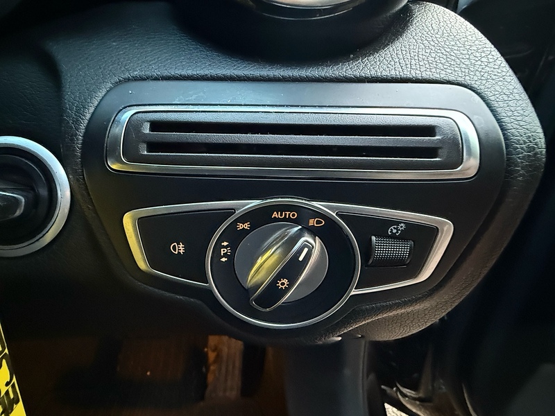 Mercedes-Benz C Class 2.1 C220d Sport Estate 5dr Diesel G-Tronic+ Euro 6 (s/s) (170 ps) - U10003589