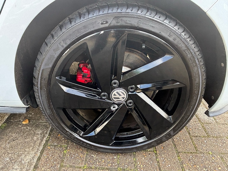 Volkswagen Golf 2.0 TSI GTI Hatchback 5dr Petrol DSG Euro 6 (s/s) (230 ps) - U10003592