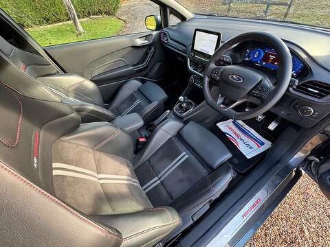 Ford Fiesta 1.5T EcoBoost ST-3 Euro 6 (s/s) 3dr - U10003593