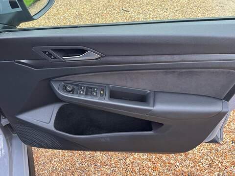 Volkswagen Golf 2.0 TSI GTI Clubsport Hatchback 5dr Petrol DSG Euro 6 (s/s) (300 ps) - U10003594